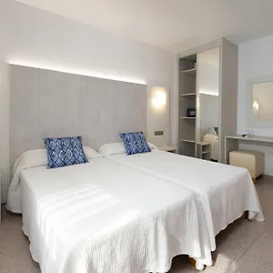  Hostel Roca Spain